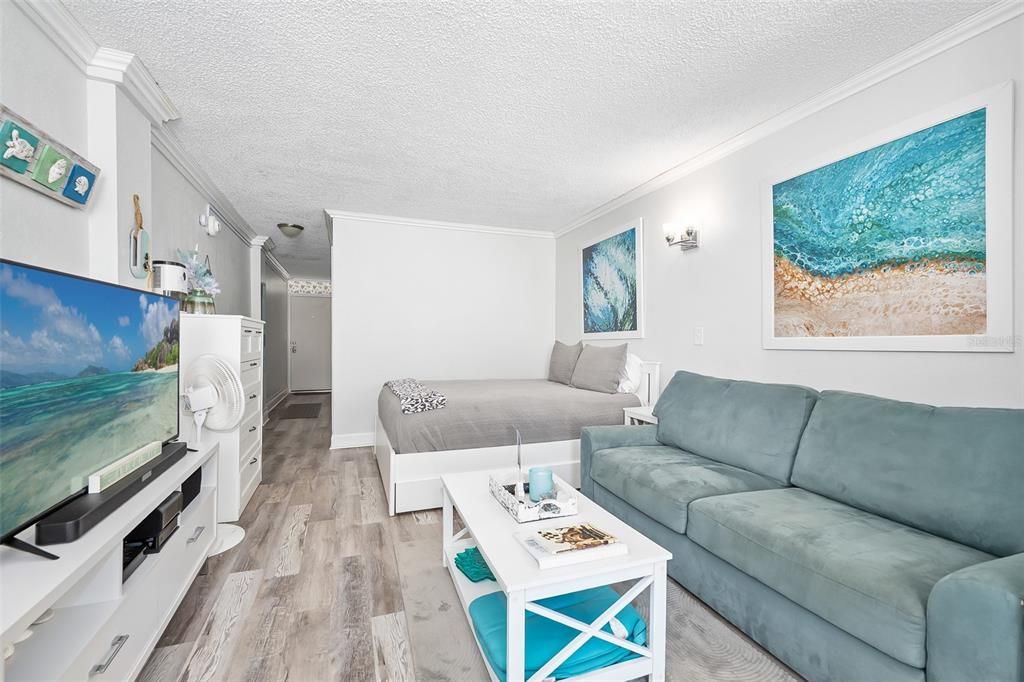 Active With Contract: $150,000 (1 beds, 1 baths, 478 Square Feet)