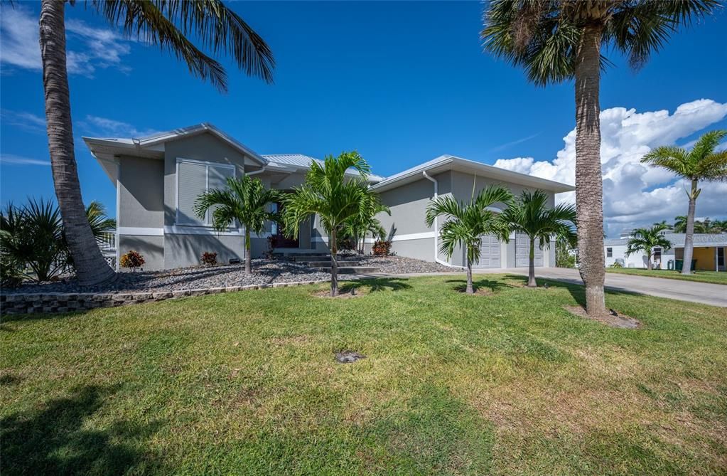 待售: $1,200,000 (3 贝兹, 3 浴室, 2159 平方英尺)