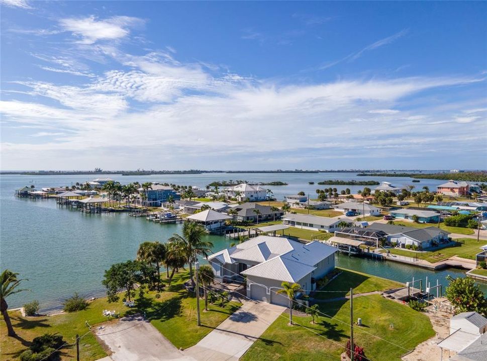 待售: $1,200,000 (3 贝兹, 3 浴室, 2159 平方英尺)