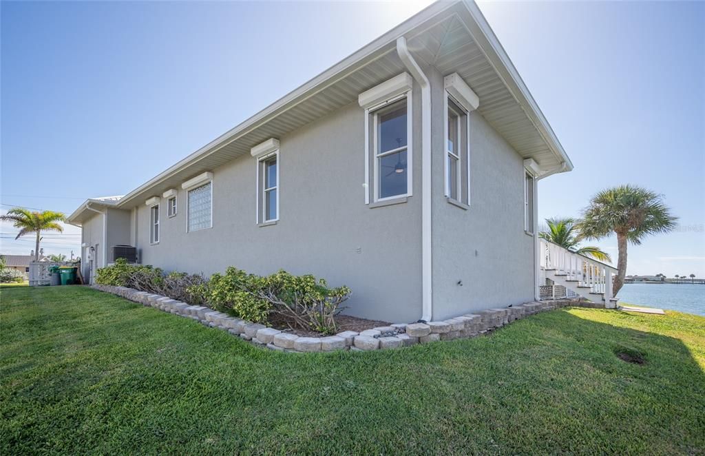 待售: $1,200,000 (3 贝兹, 3 浴室, 2159 平方英尺)