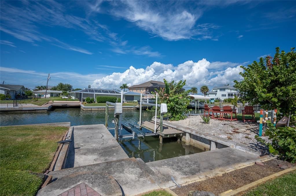 待售: $1,200,000 (3 贝兹, 3 浴室, 2159 平方英尺)