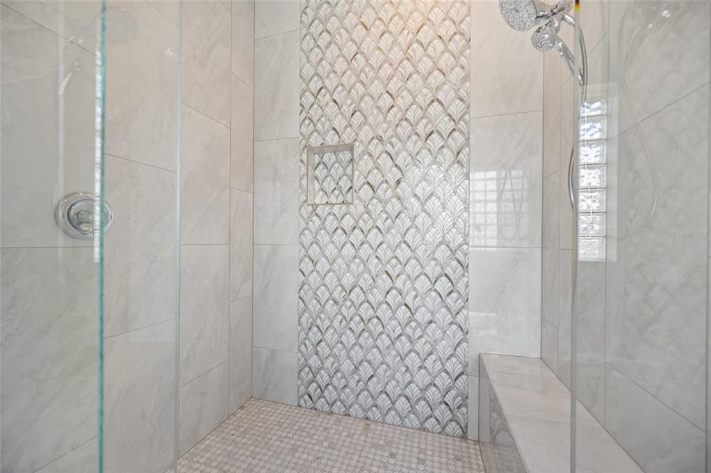 待售: $1,200,000 (3 贝兹, 3 浴室, 2159 平方英尺)