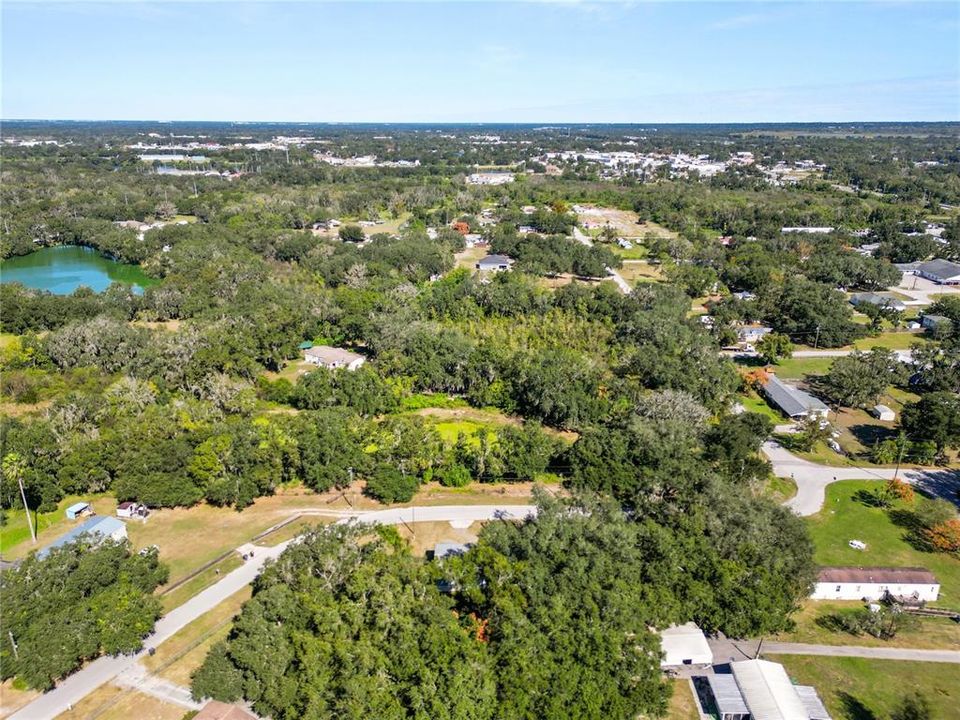 En Venta: $329,000 (4 camas, 2 baños, 2310 Pies cuadrados)