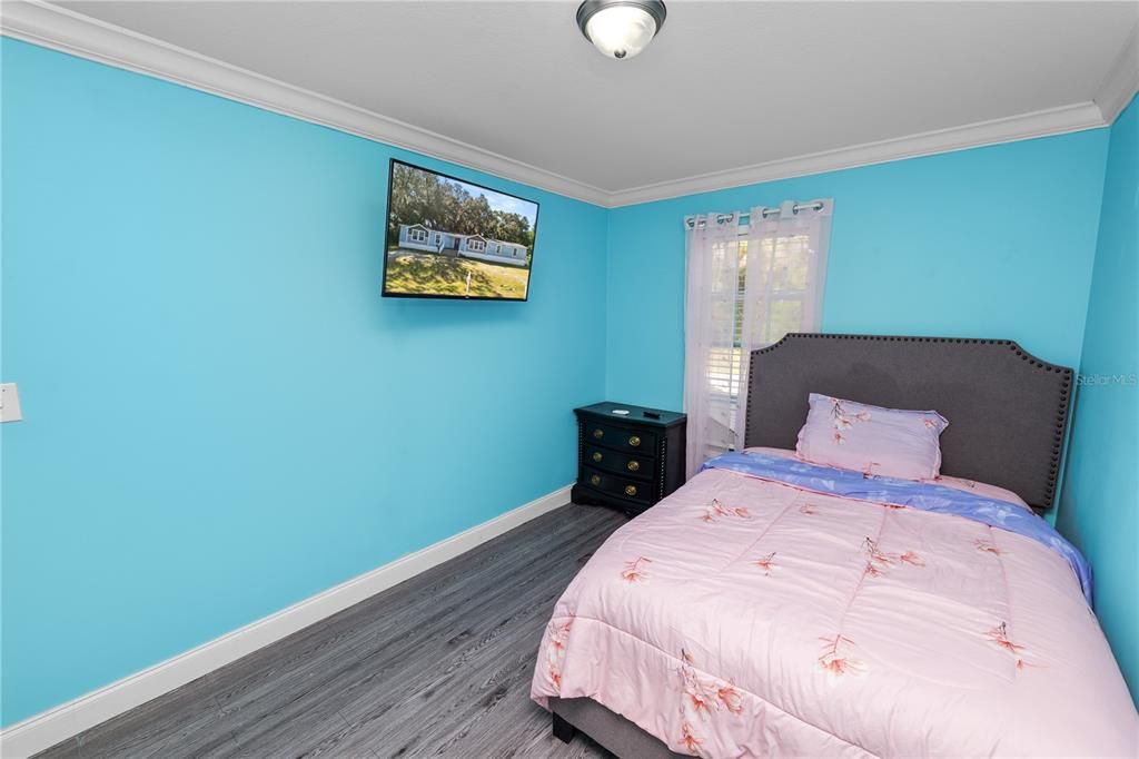 En Venta: $329,000 (4 camas, 2 baños, 2310 Pies cuadrados)