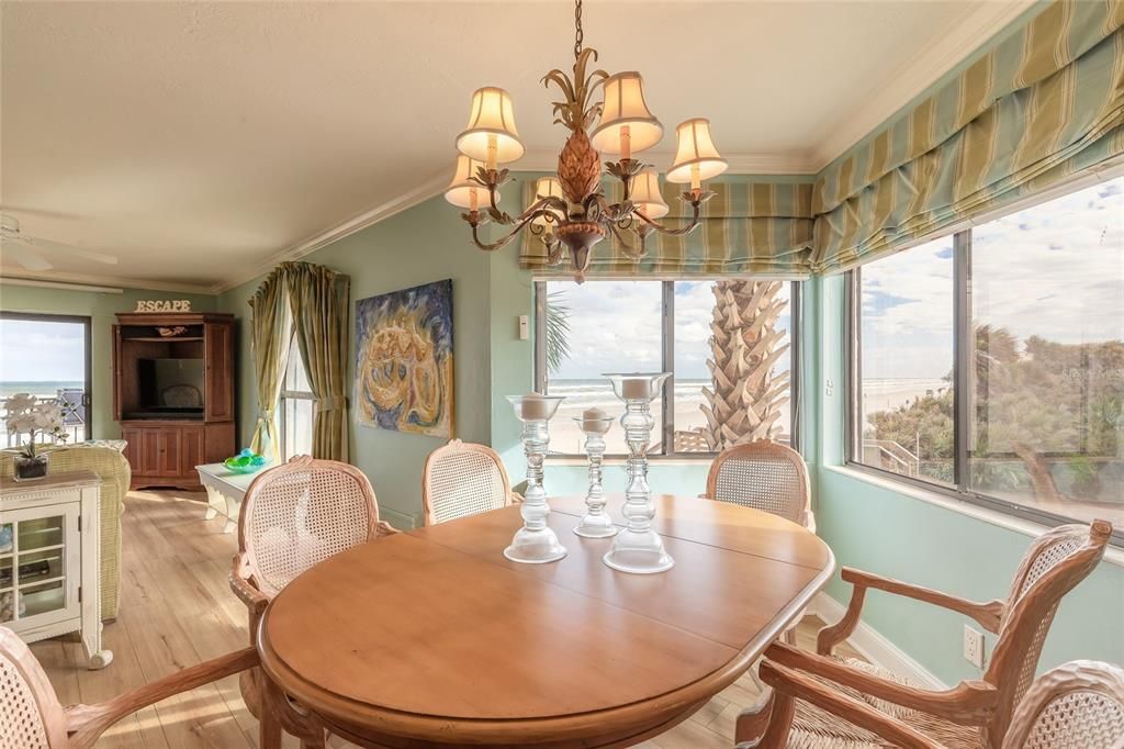 For Sale: $799,990 (3 beds, 2 baths, 1488 Square Feet)