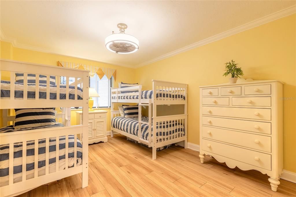 For Sale: $799,990 (3 beds, 2 baths, 1488 Square Feet)