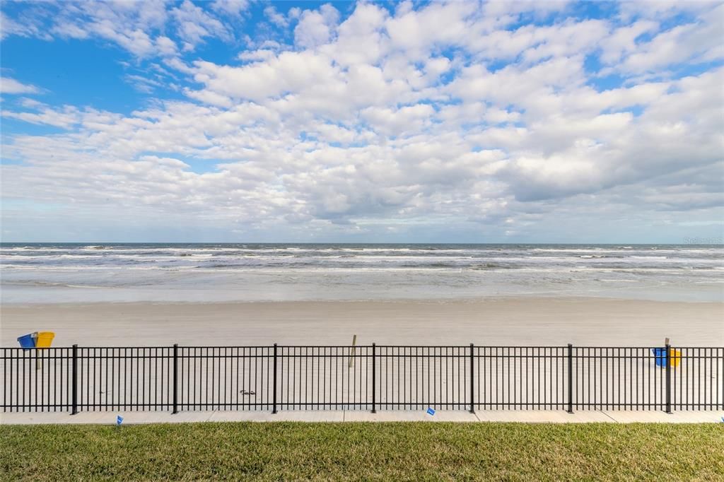 For Sale: $799,990 (3 beds, 2 baths, 1488 Square Feet)