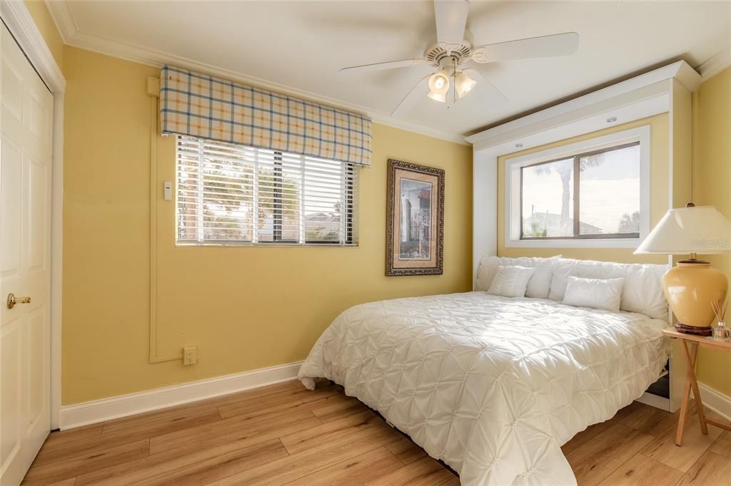 For Sale: $799,990 (3 beds, 2 baths, 1488 Square Feet)