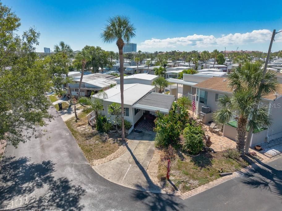 待售: $95,000 (1 贝兹, 1 浴室, 700 平方英尺)