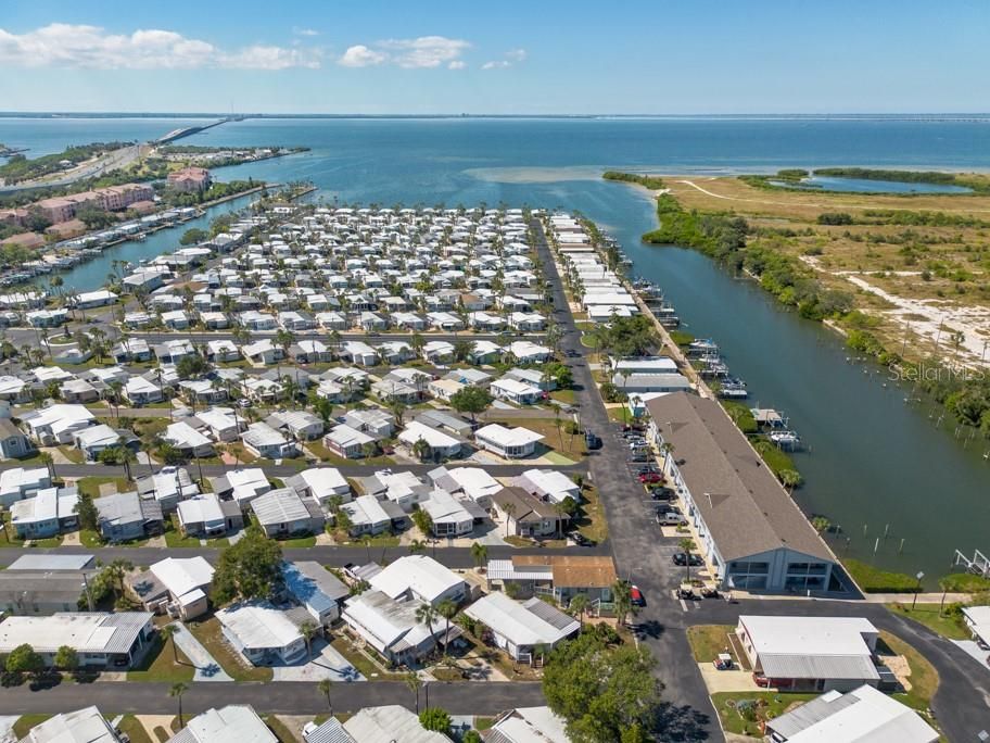 待售: $95,000 (1 贝兹, 1 浴室, 700 平方英尺)