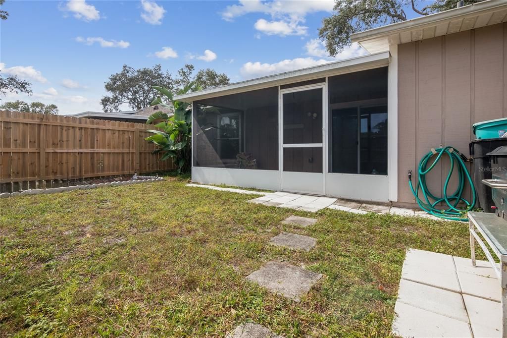 For Sale: $294,000 (3 beds, 2 baths, 1220 Square Feet)