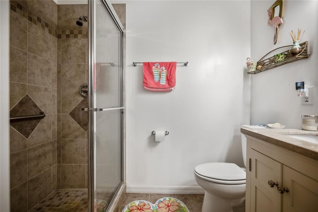 For Sale: $294,000 (3 beds, 2 baths, 1220 Square Feet)