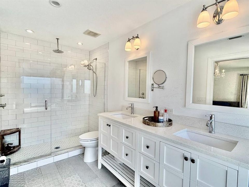 出租: $5,500 (2 贝兹, 2 浴室, 2156 平方英尺)