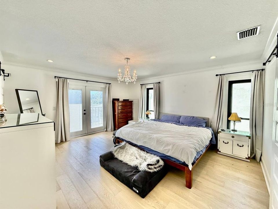 出租: $5,500 (2 贝兹, 2 浴室, 2156 平方英尺)