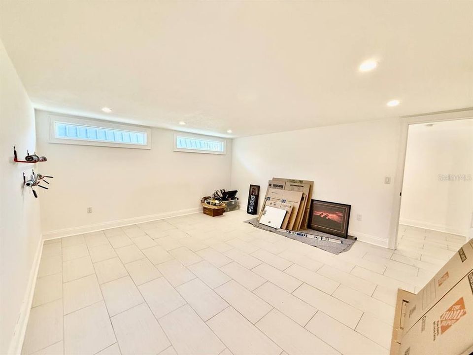 出租: $5,500 (2 贝兹, 2 浴室, 2156 平方英尺)