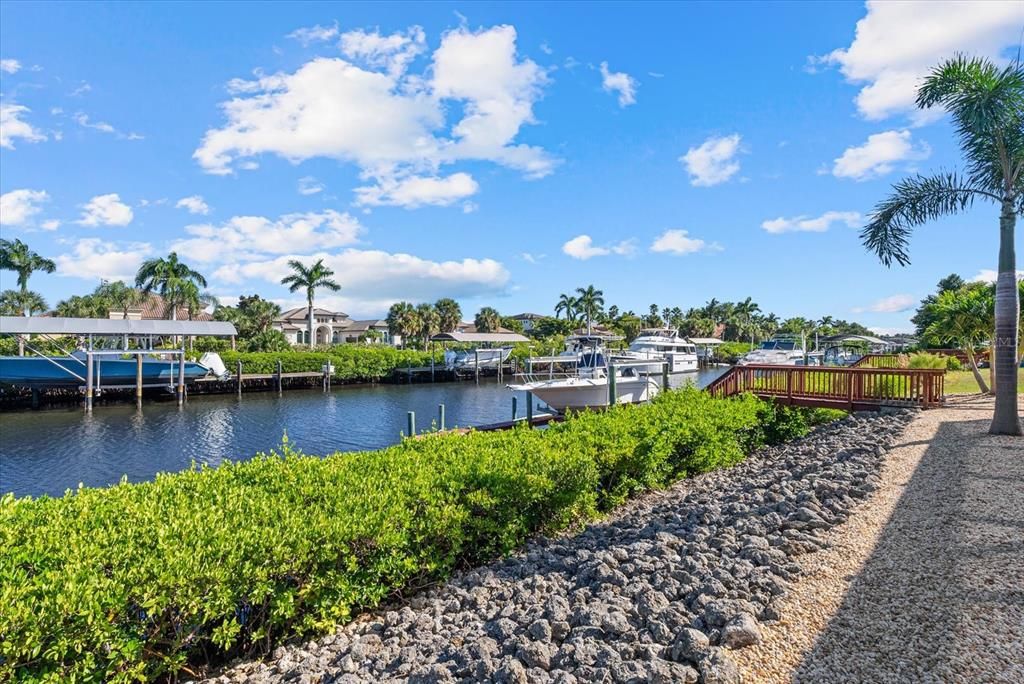For Sale: $1,275,000 (3 beds, 2 baths, 2151 Square Feet)