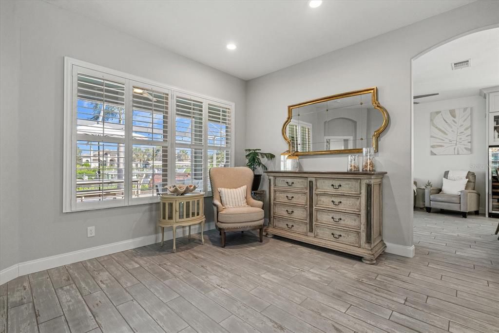 For Sale: $1,275,000 (3 beds, 2 baths, 2151 Square Feet)