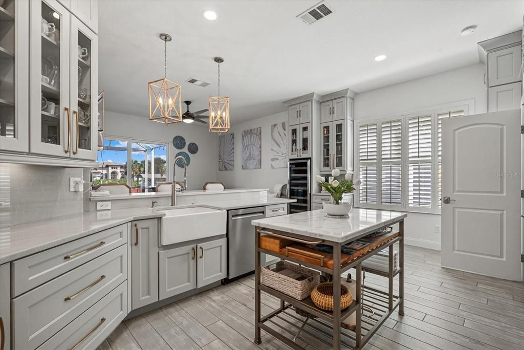 For Sale: $1,275,000 (3 beds, 2 baths, 2151 Square Feet)