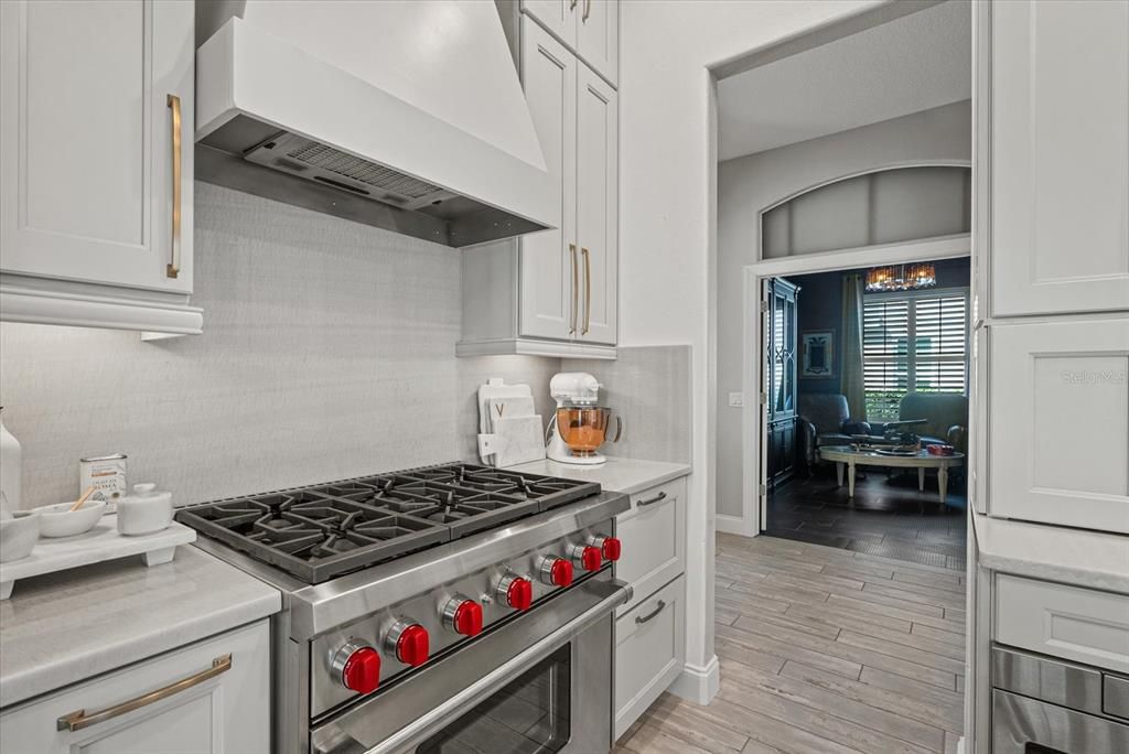 For Sale: $1,275,000 (3 beds, 2 baths, 2151 Square Feet)