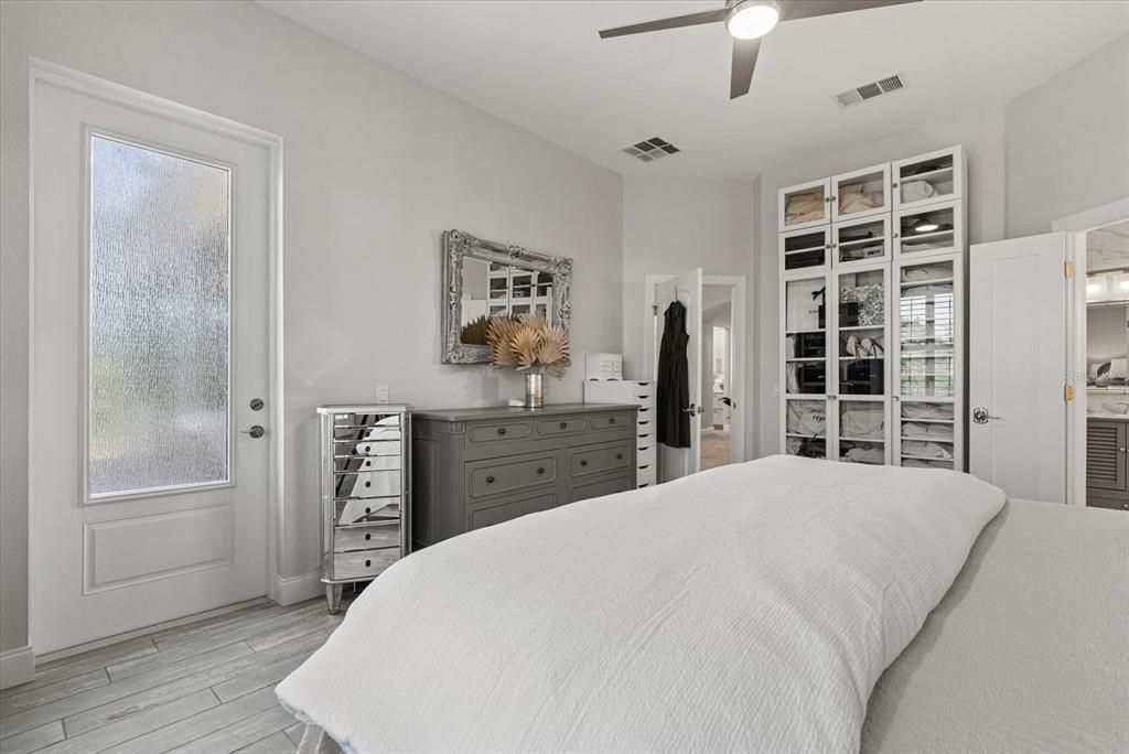 For Sale: $1,275,000 (3 beds, 2 baths, 2151 Square Feet)