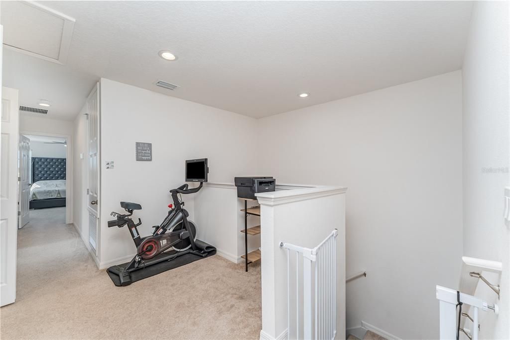 For Sale: $375,000 (4 beds, 2 baths, 1918 Square Feet)