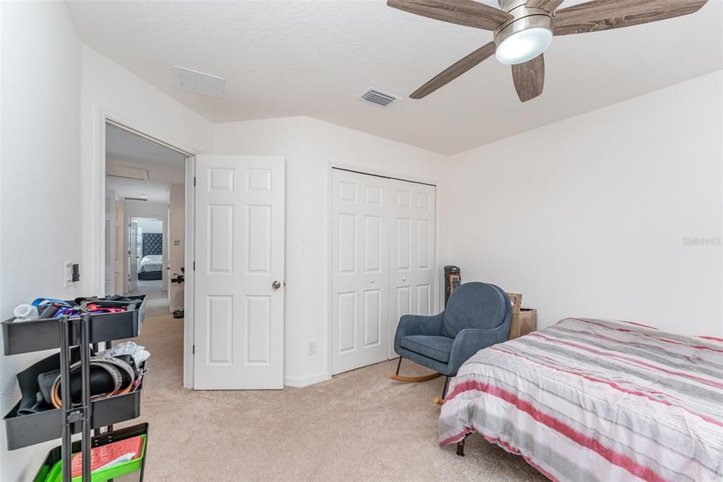 For Sale: $375,000 (4 beds, 2 baths, 1918 Square Feet)