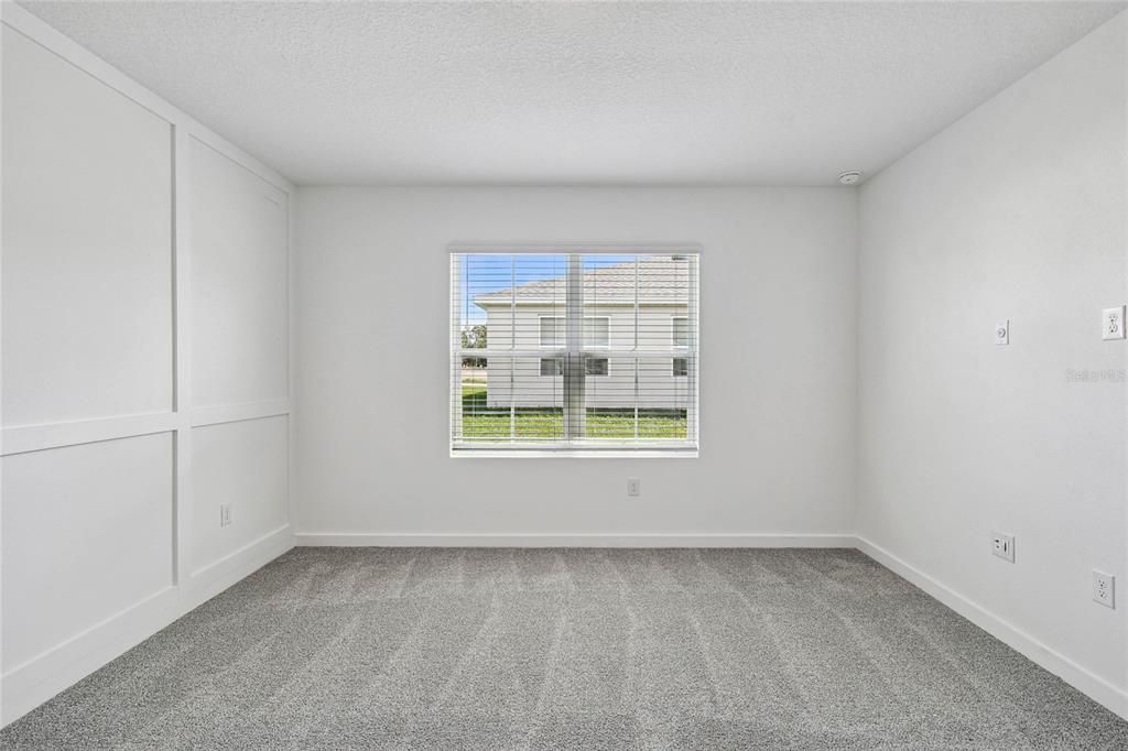 For Sale: $289,990 (4 beds, 2 baths, 1833 Square Feet)