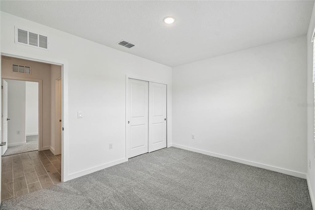 For Sale: $289,990 (4 beds, 2 baths, 1833 Square Feet)