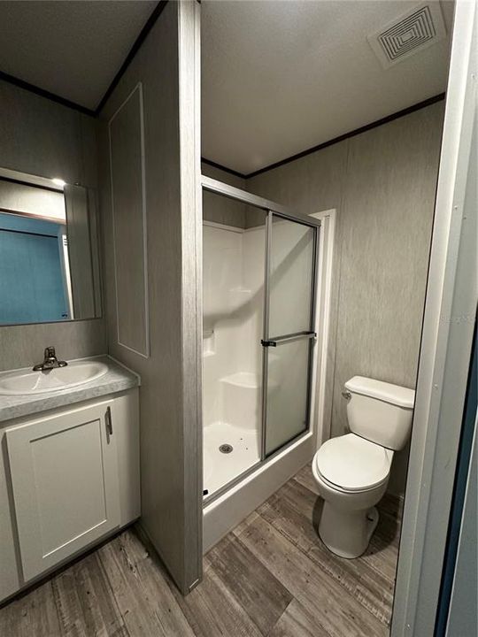 На продажу: $119,000 (2 спален, 2 ванн, 672 Квадратных фут)