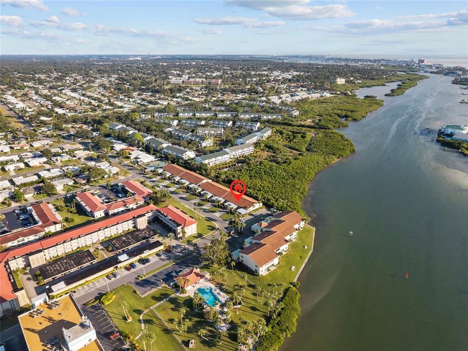 待售: $390,000 (2 贝兹, 2 浴室, 1400 平方英尺)