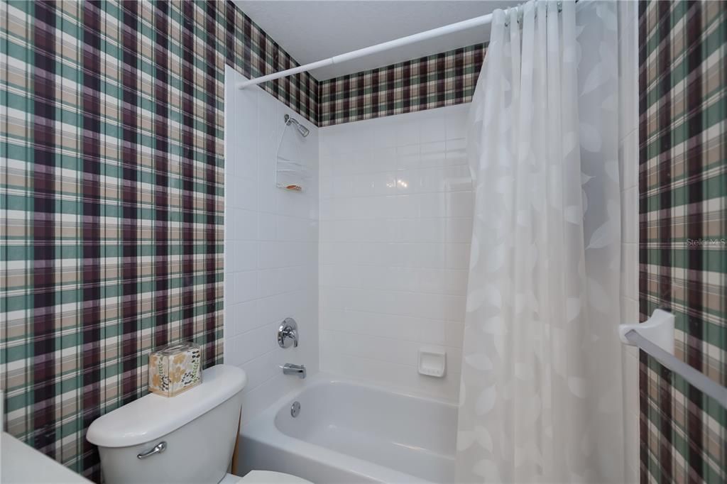 待售: $199,900 (3 贝兹, 2 浴室, 1426 平方英尺)