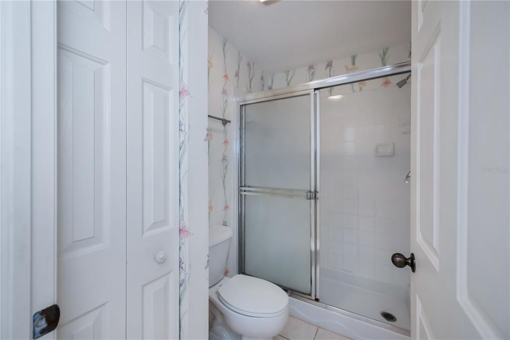 待售: $199,900 (3 贝兹, 2 浴室, 1426 平方英尺)