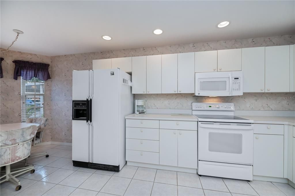 待售: $199,900 (3 贝兹, 2 浴室, 1426 平方英尺)