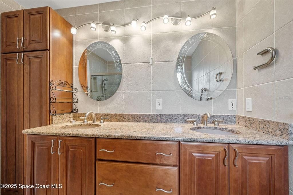 For Sale: $749,000 (4 beds, 2 baths, 2146 Square Feet)