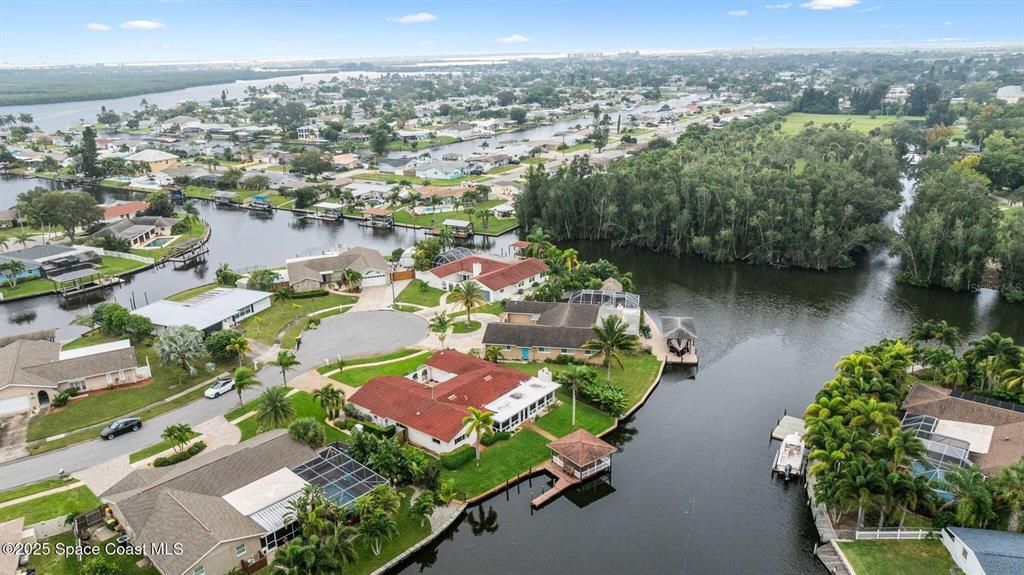 For Sale: $749,000 (4 beds, 2 baths, 2146 Square Feet)