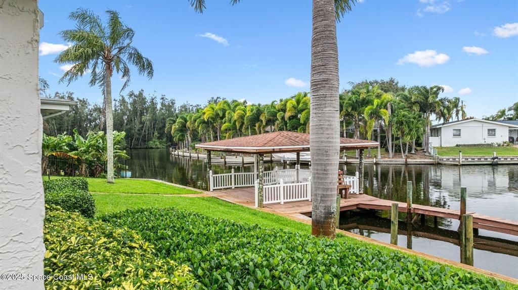 For Sale: $749,000 (4 beds, 2 baths, 2146 Square Feet)