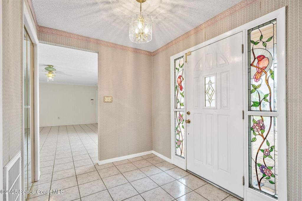 For Sale: $749,000 (4 beds, 2 baths, 2146 Square Feet)