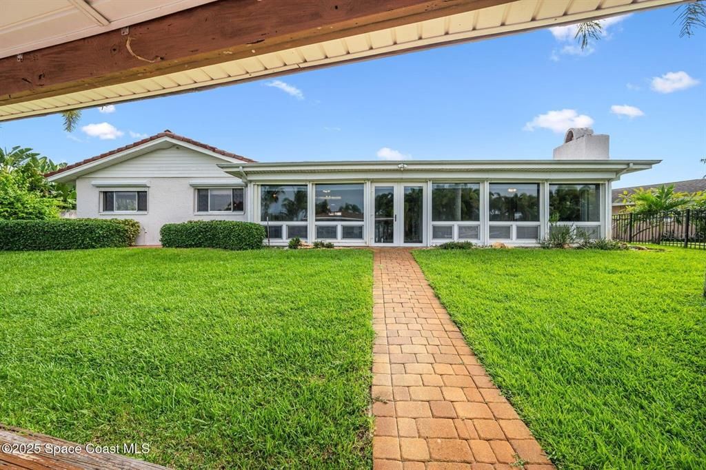 For Sale: $749,000 (4 beds, 2 baths, 2146 Square Feet)