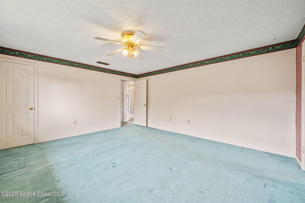 For Sale: $749,000 (4 beds, 2 baths, 2146 Square Feet)