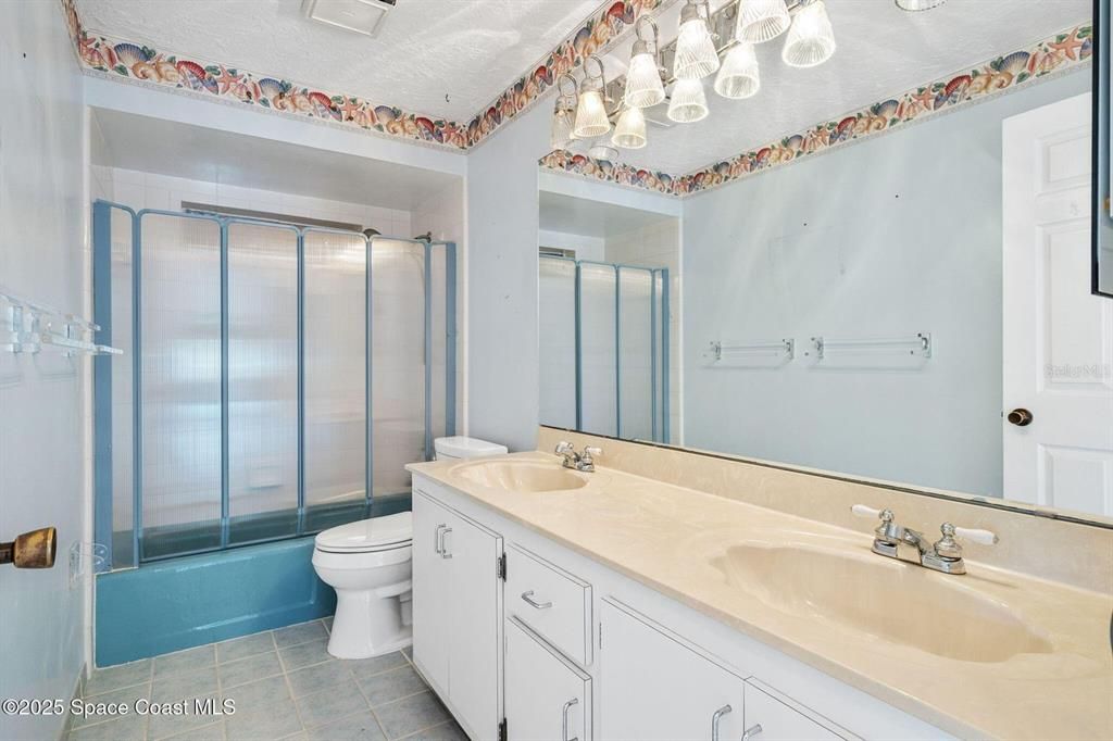 For Sale: $749,000 (4 beds, 2 baths, 2146 Square Feet)