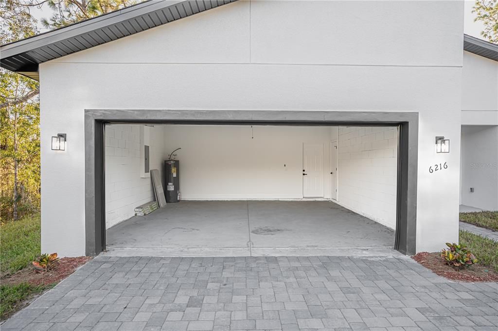 For Sale: $309,900 (4 beds, 2 baths, 1833 Square Feet)