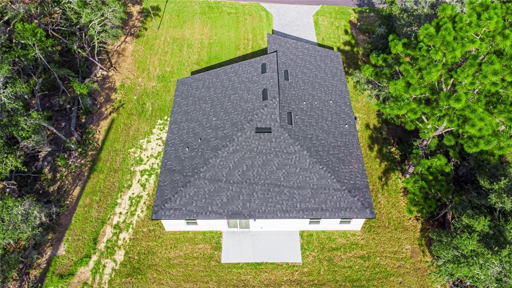 For Sale: $309,900 (4 beds, 2 baths, 1833 Square Feet)