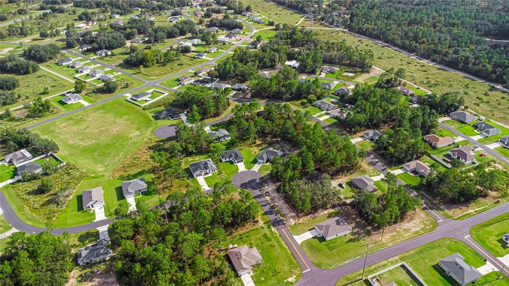 For Sale: $309,900 (4 beds, 2 baths, 1833 Square Feet)