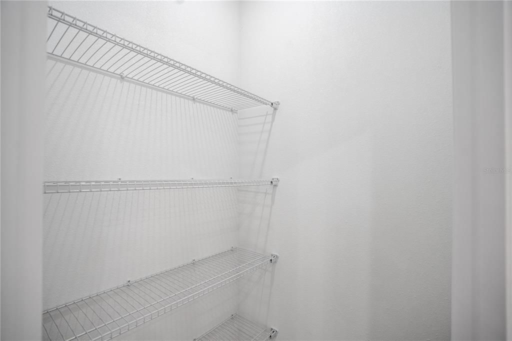 For Sale: $309,900 (4 beds, 2 baths, 1833 Square Feet)