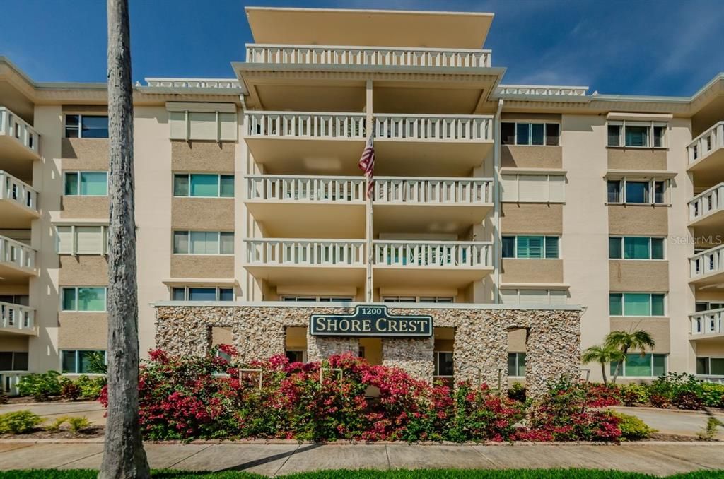 For Sale: $250,000 (1 beds, 1 baths, 750 Square Feet)