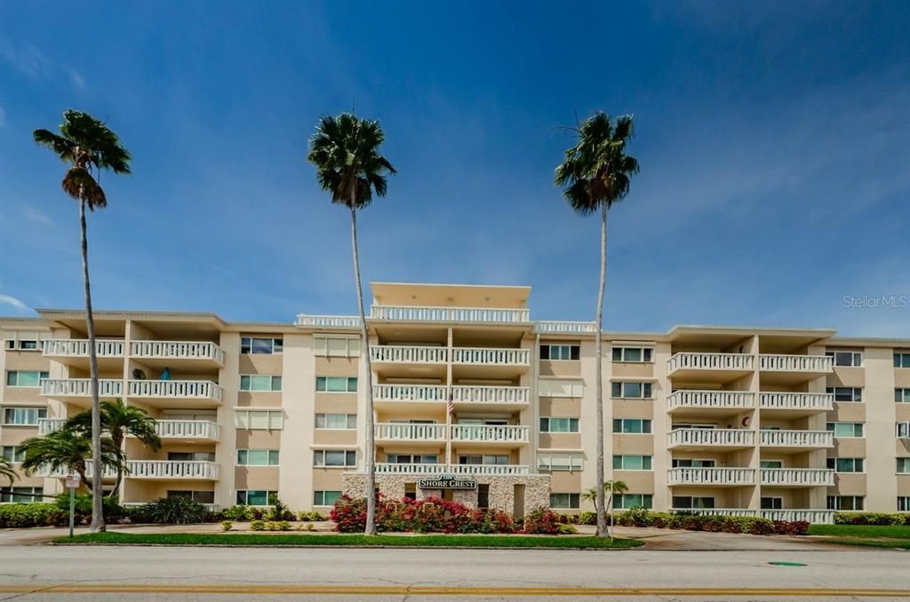 For Sale: $250,000 (1 beds, 1 baths, 750 Square Feet)