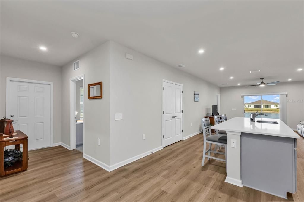 На продажу: $283,000 (3 спален, 2 ванн, 1515 Квадратных фут)