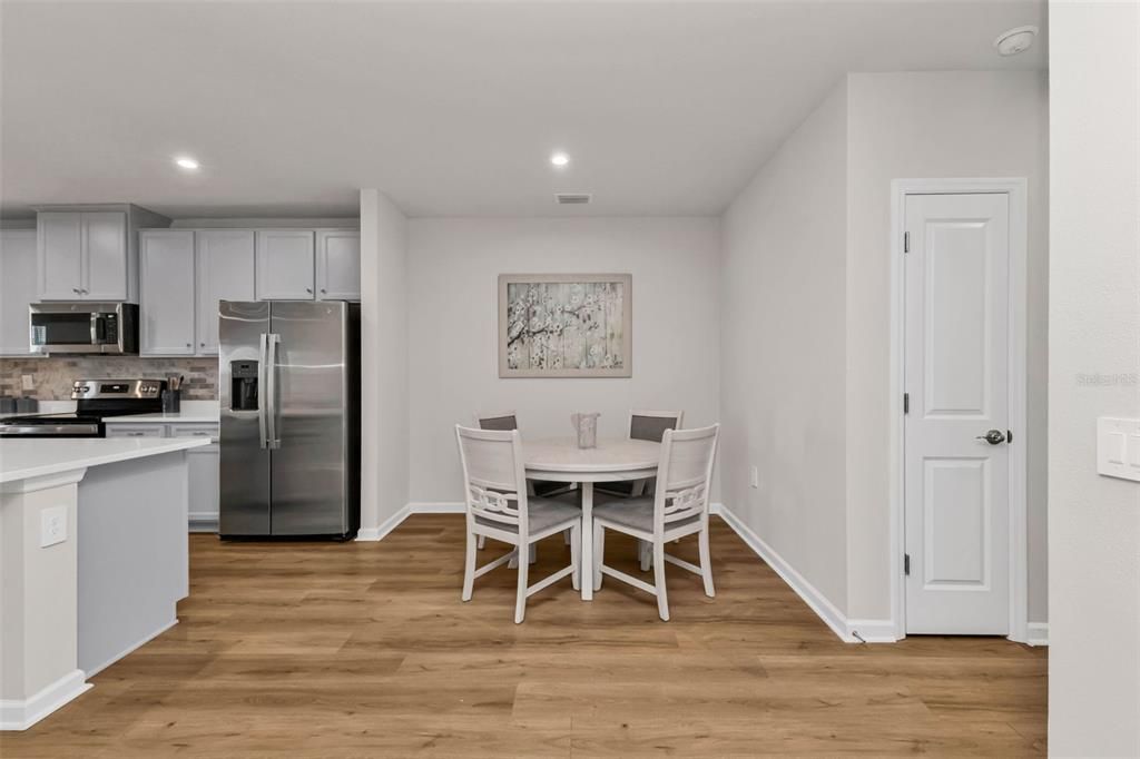 На продажу: $283,000 (3 спален, 2 ванн, 1515 Квадратных фут)