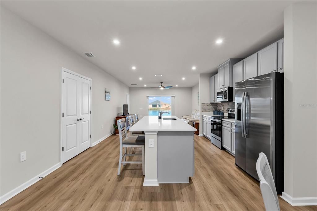 На продажу: $283,000 (3 спален, 2 ванн, 1515 Квадратных фут)