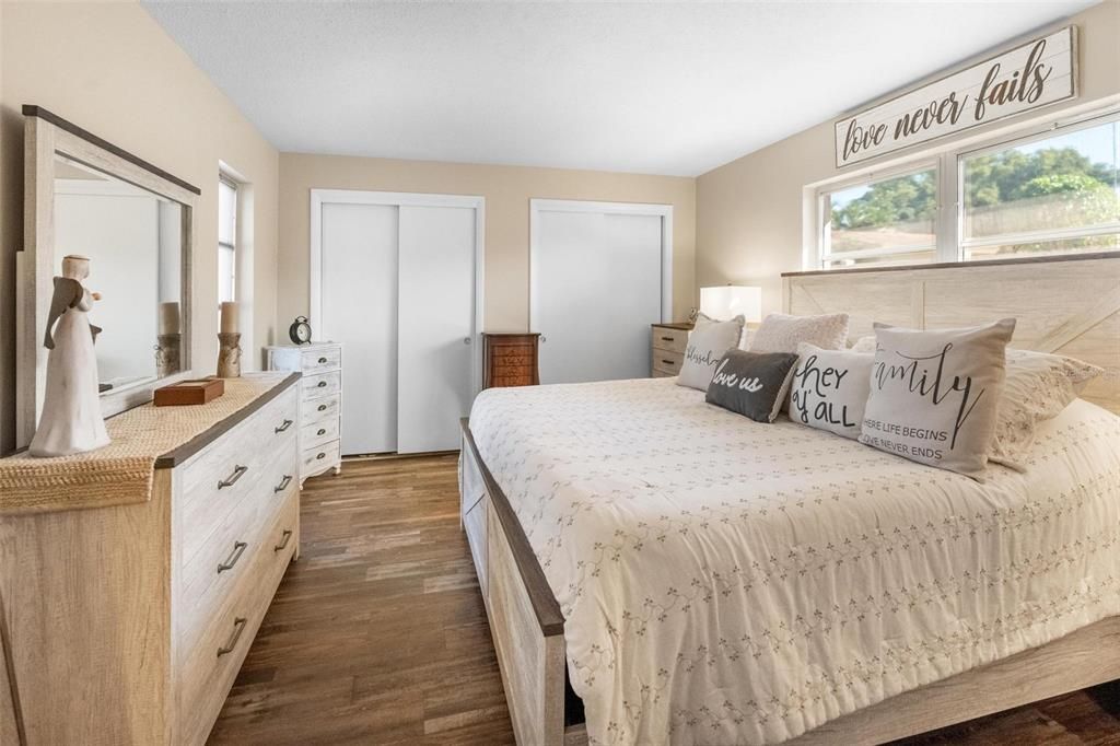 待售: $559,000 (3 贝兹, 2 浴室, 1480 平方英尺)